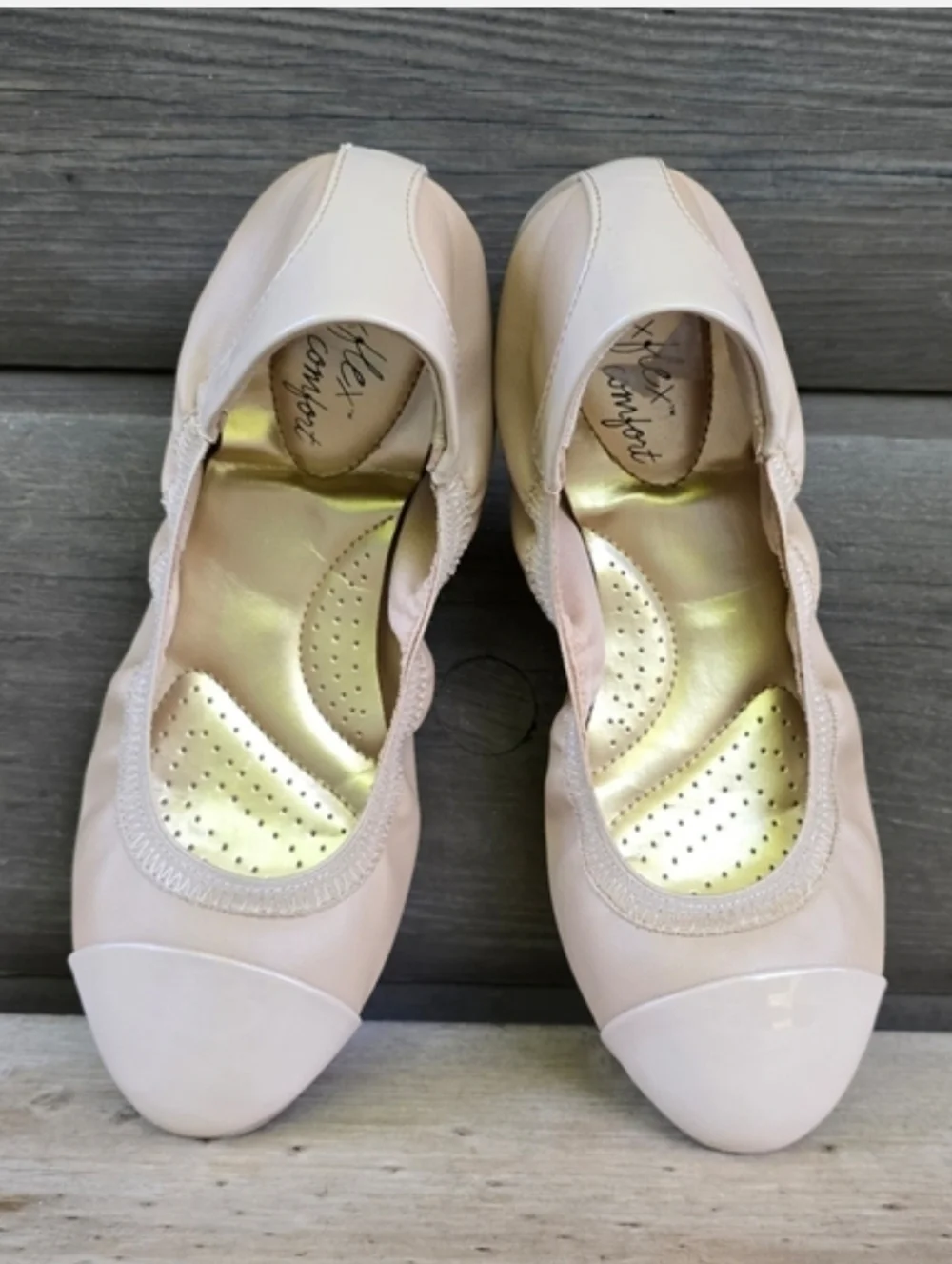 Dexflex Comfort Claire Classic Minimalist Capped Toe Comfort Ballet Flats 8M